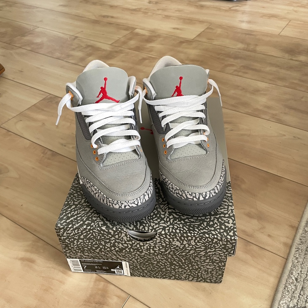 Air Jordan 3 Retro Cool Grey